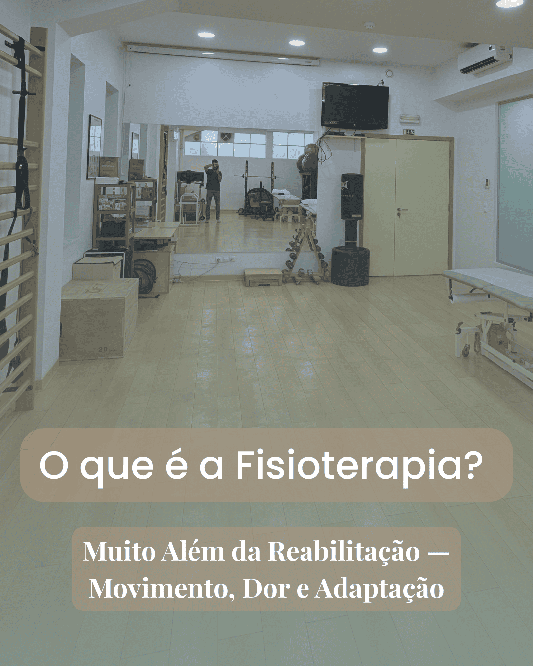 O que é a fisioterapia? Sessão de fisioterapia focada na recuperação do movimento e tratamento da dor