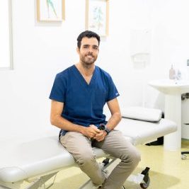 Ricardo Salvador, osteopath and physiotherapist at OsteoSalvador in Lisbon